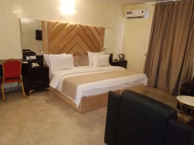 Livak Inn Room4